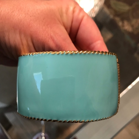 Stella & Dot Cuff Bracelet EUC - Picture 5 of 6